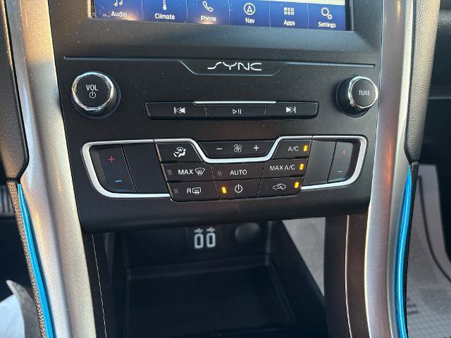 Certified 2020 Ford Fusion SE FWD image 17