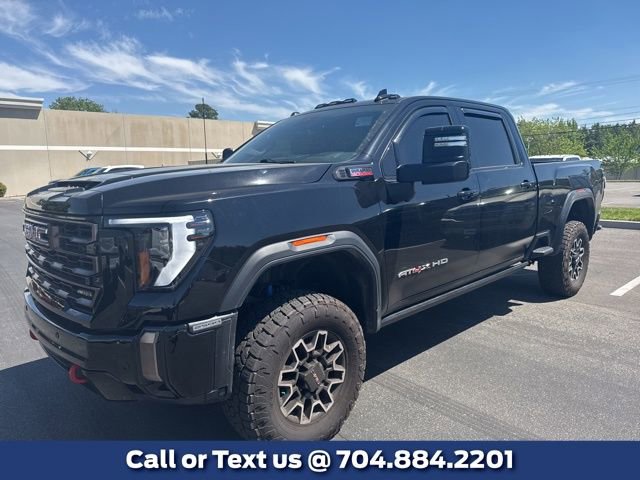 Used 2024 GMC Sierra 2500 AT4X AWD/4WD image 1