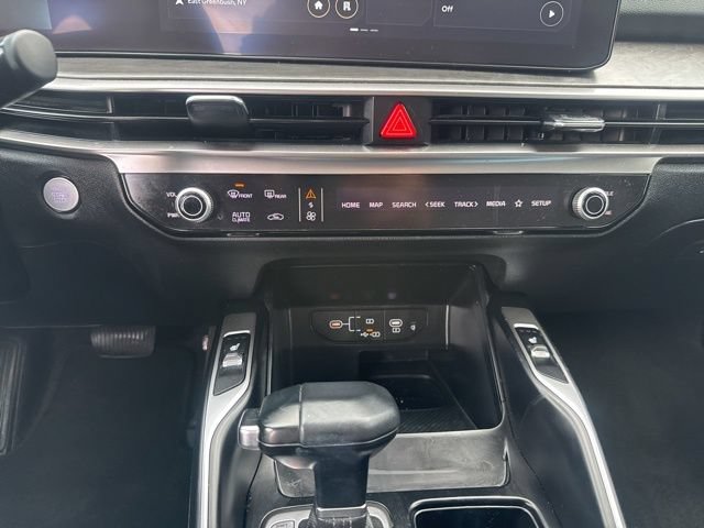 Used 2024 Kia Sorento X-Line EX AWD/4WD image 31