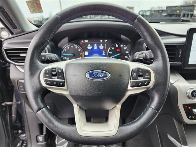 Certified 2022 Ford Explorer XLT w/ Equipment Group 202A image 29