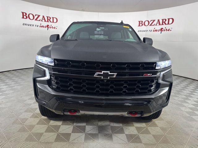 Used 2023 Chevrolet Suburban Z71 w/ Luxury Package image 2