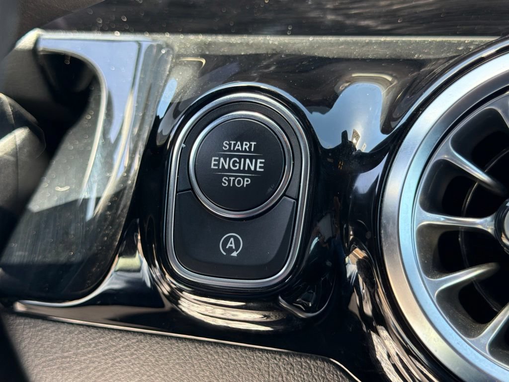 Used 2023 Mercedes-Benz GLA 250 image 30