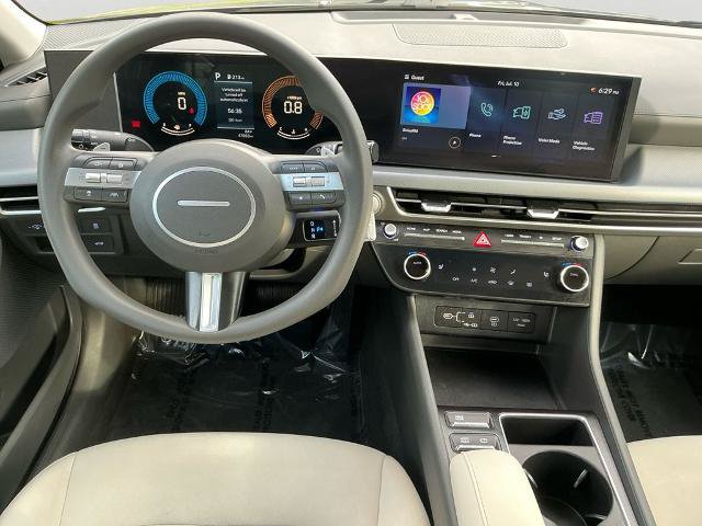 Used 2025 Hyundai Sonata SEL FWD image 16