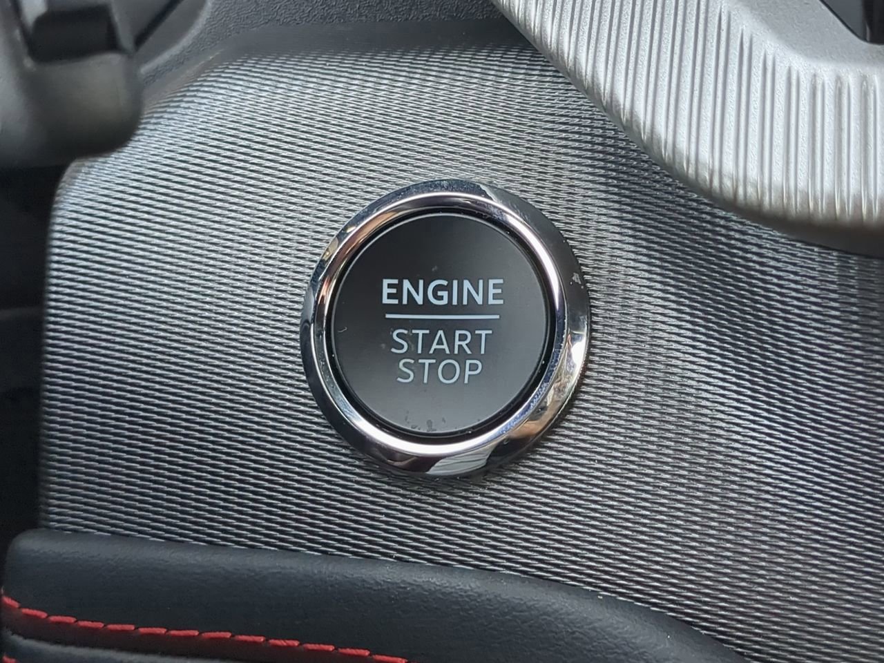 Certified 2025 Ford Explorer ST-Line w/ Premium Package image 27