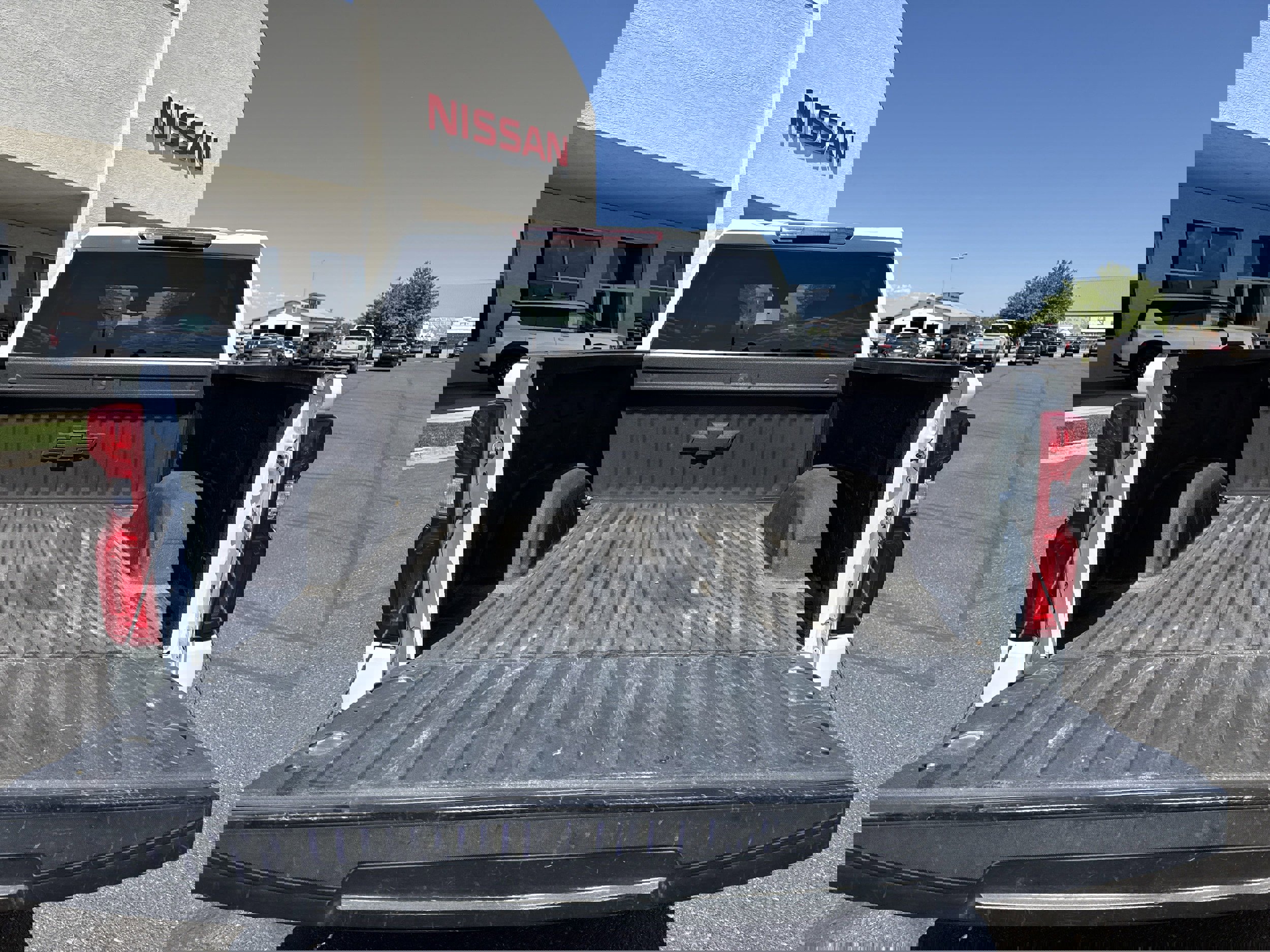 Used 2023 Chevrolet Silverado 1500 LT Trail Boss w/ Protection Package image 8