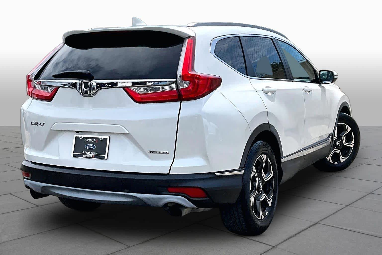 Used 2017 Honda CR-V Touring image 7