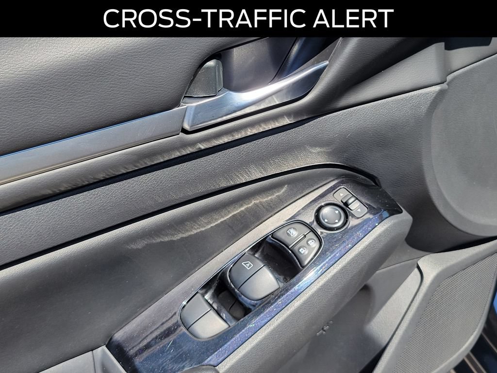 Used 2024 Nissan Altima 2.5 SR FWD image 20