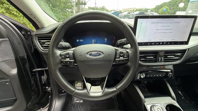 Certified 2024 Ford Escape Platinum AWD/4WD image 26
