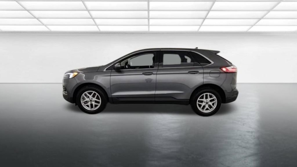 Certified 2024 Ford Edge SEL w/ Convenience Package AWD/4WD image 5