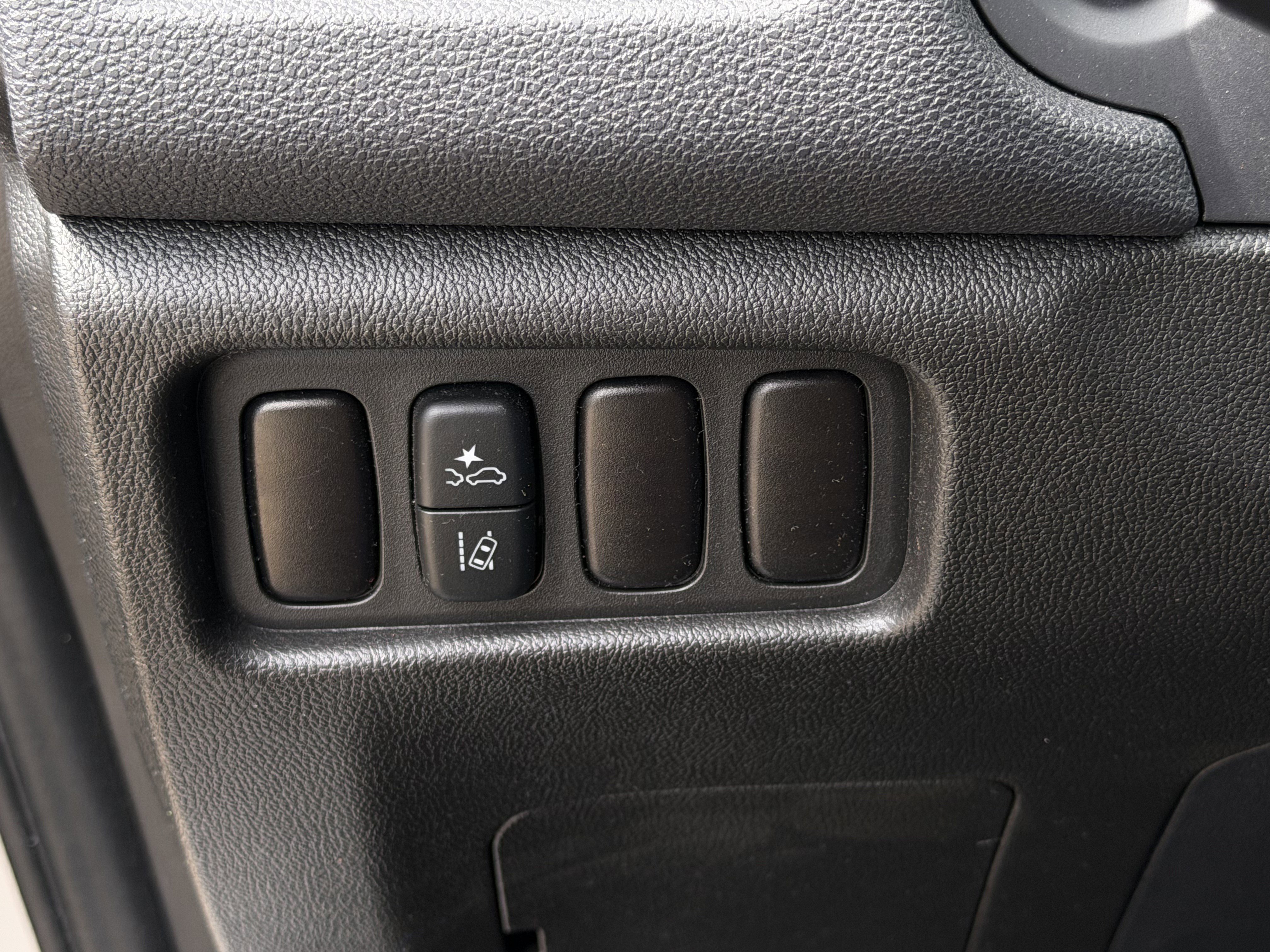 Used 2025 Mitsubishi Outlander Sport LE AWD/4WD image 20