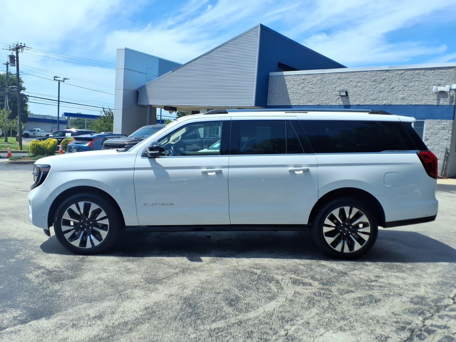 Certified 2025 Ford Expedition Max Platinum AWD/4WD image 7