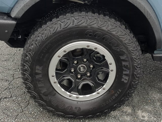 Certified 2023 Ford Bronco Badlands w/ Sasquatch Package AWD/4WD image 11