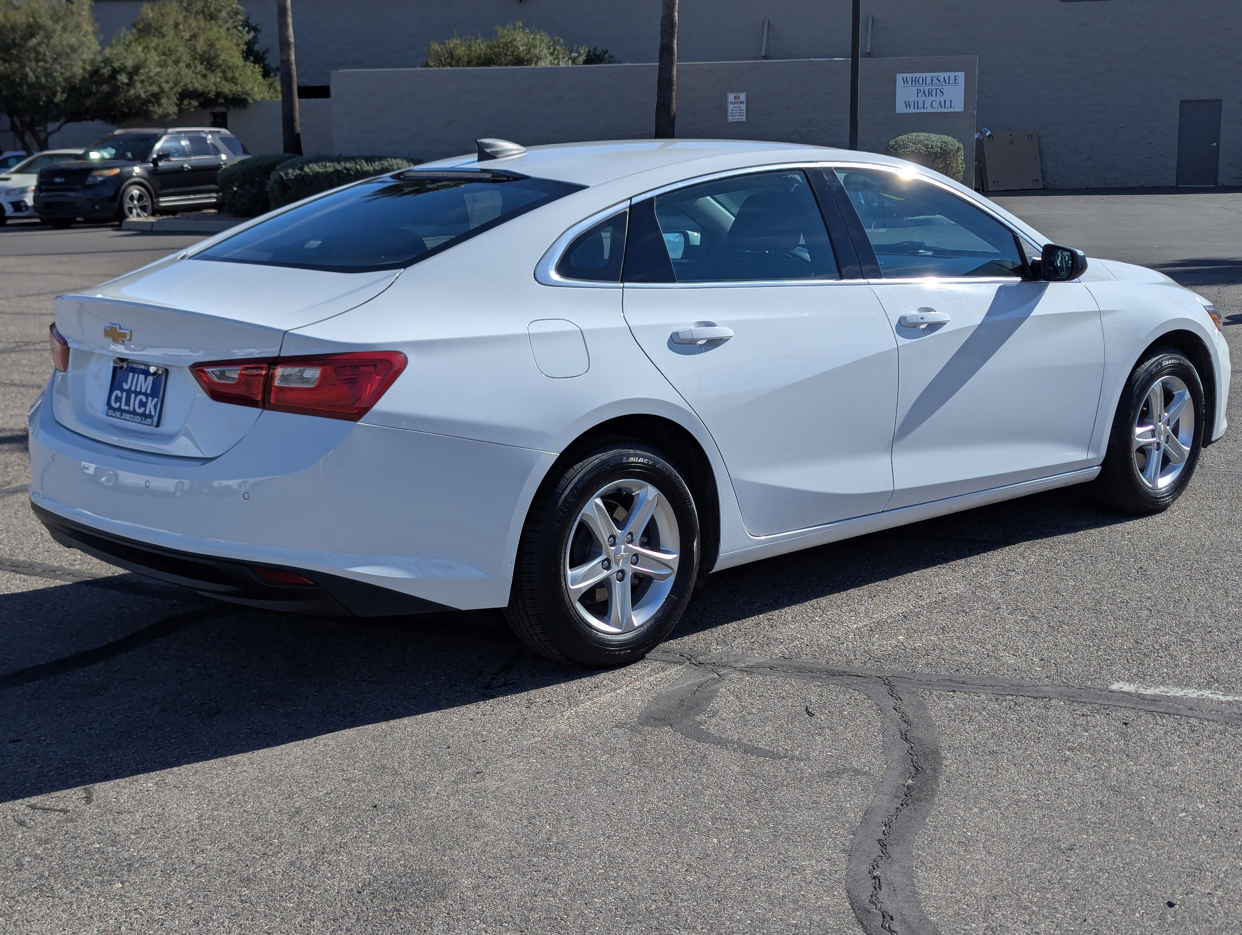 Used 2022 Chevrolet Malibu LS w/ Driver Confidence Package II image 4