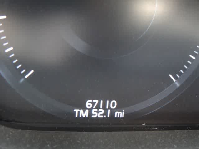 Used 2019 Volvo XC60 T6 Inscription w/ Protection Package AWD/4WD image 11
