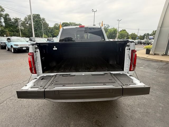 Certified 2025 Ford F150 Platinum w/ Equipment Group 702A High AWD/4WD image 6