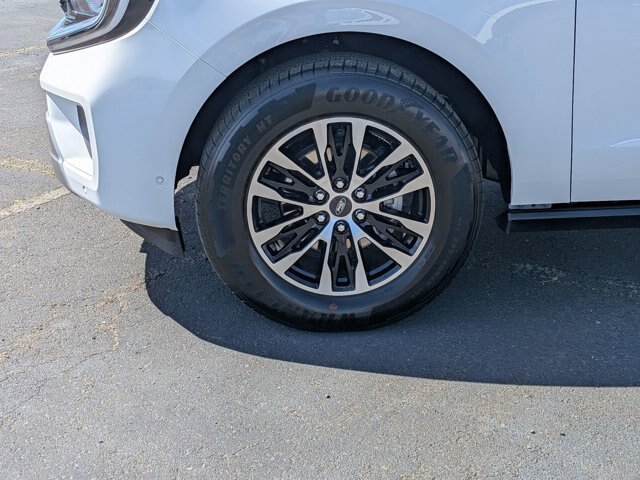 Certified 2025 Ford Expedition Max Platinum AWD/4WD image 11