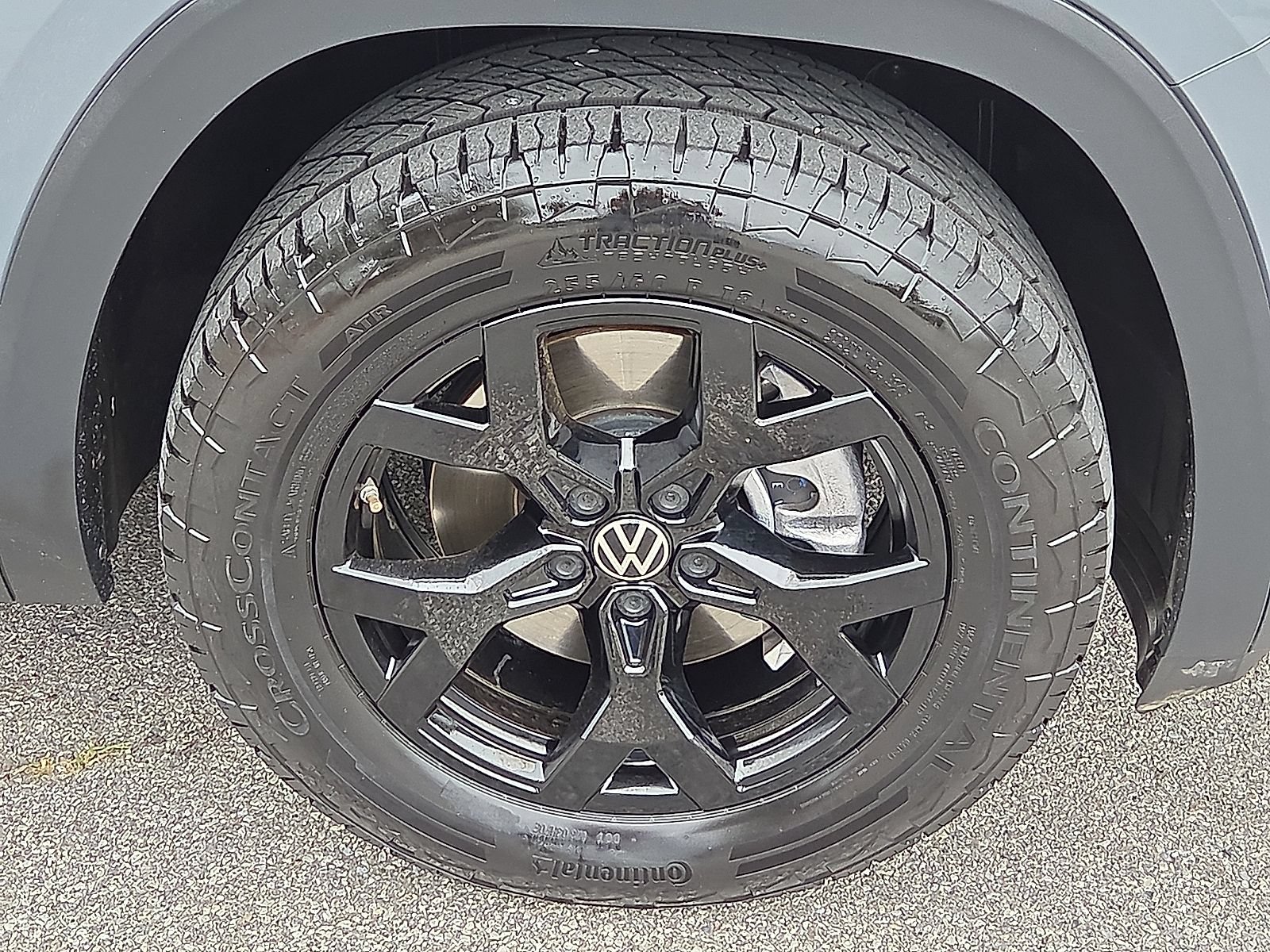 Used 2025 Volkswagen Atlas Peak Edition SE AWD/4WD image 7