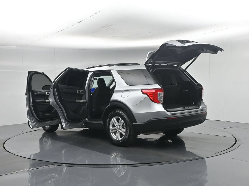 Certified 2023 Ford Explorer XLT RWD image 38