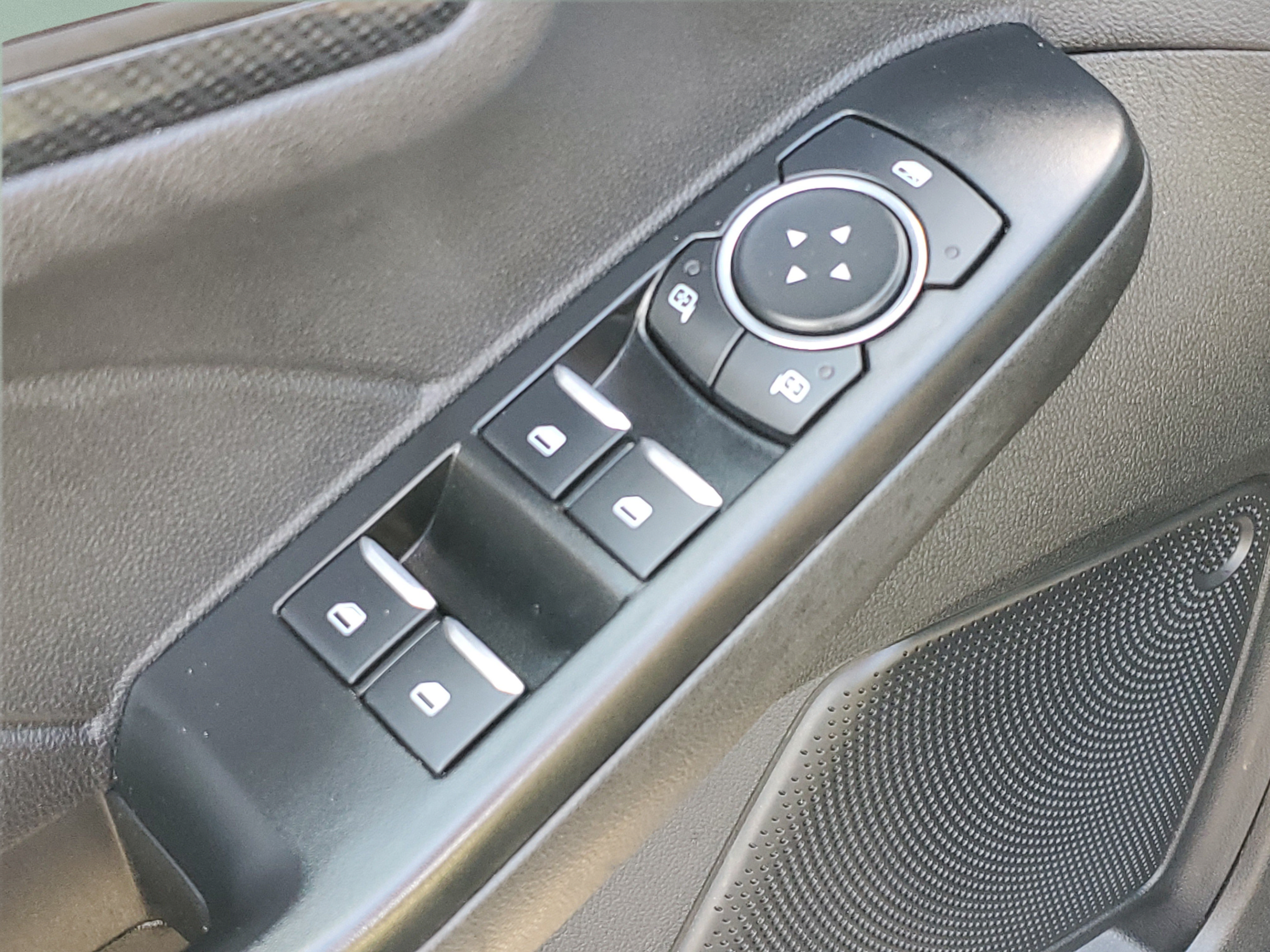 Certified 2025 Ford Escape ST-Line FWD image 18