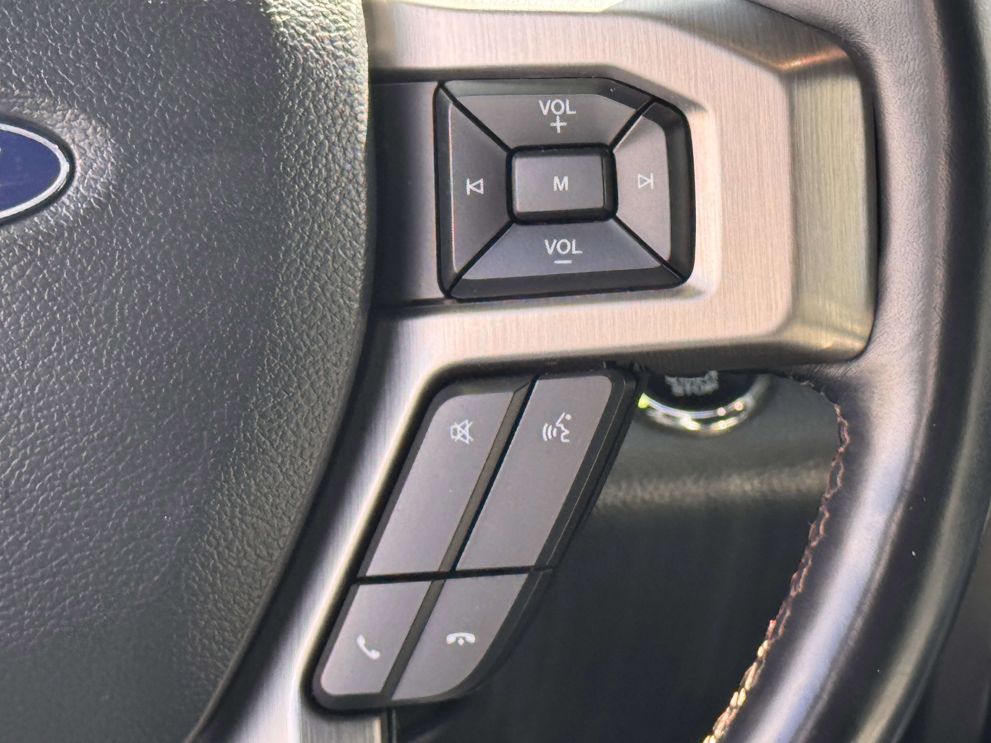 Certified 2022 Ford F250 Platinum image 18