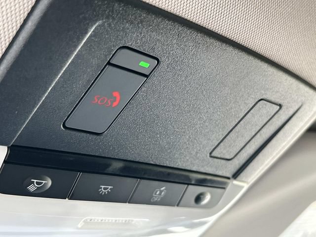 Used 2025 Nissan Rogue SV AWD/4WD image 39