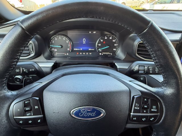 Certified 2020 Ford Explorer XLT w/ Equipment Group 202A AWD/4WD image 19