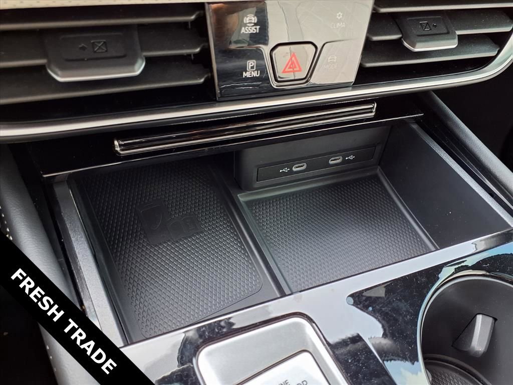 Used 2024 Volkswagen Atlas Cross Sport SEL Premium R-Line AWD/4WD image 12