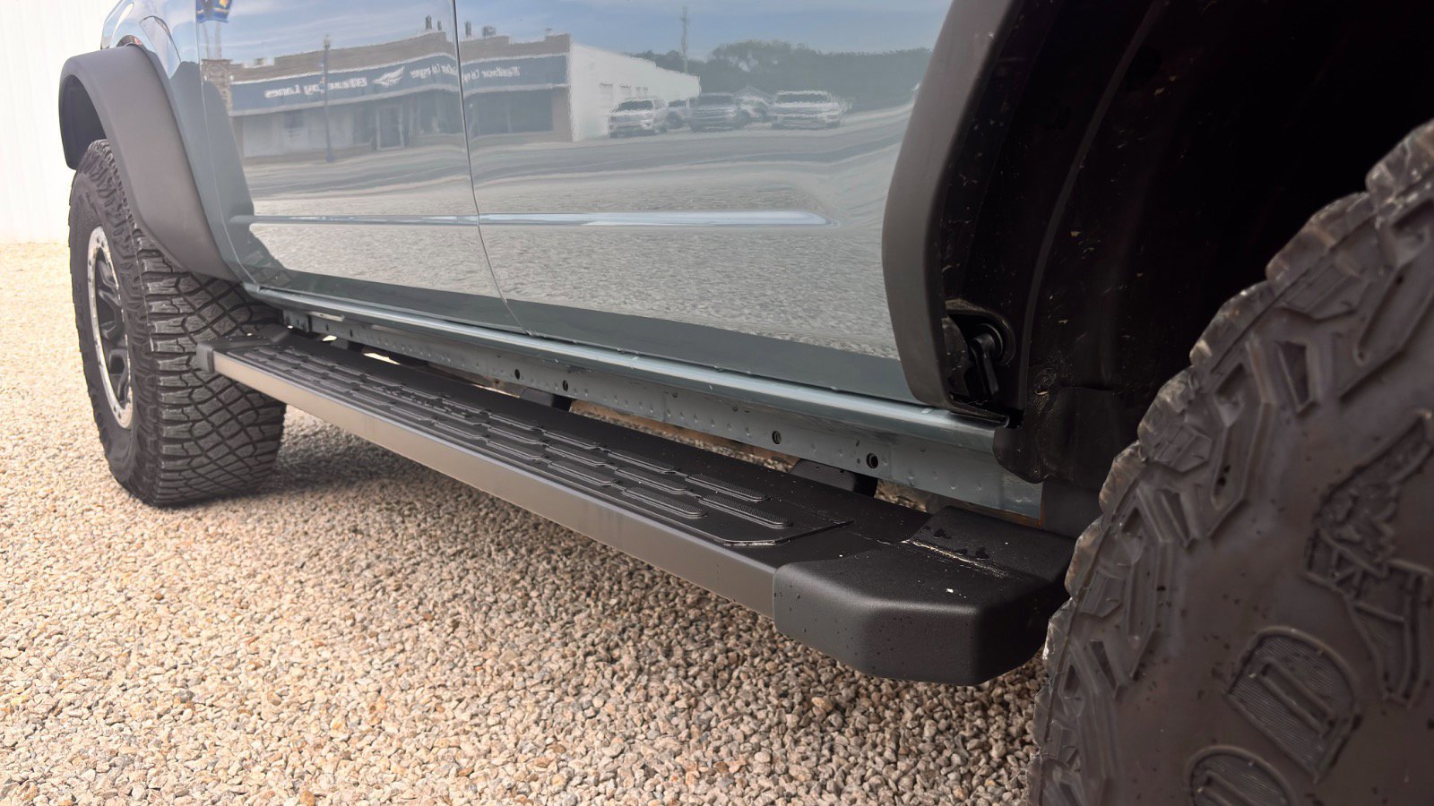 Certified 2023 Ford Bronco Big Bend w/ Sasquatch Package image 18