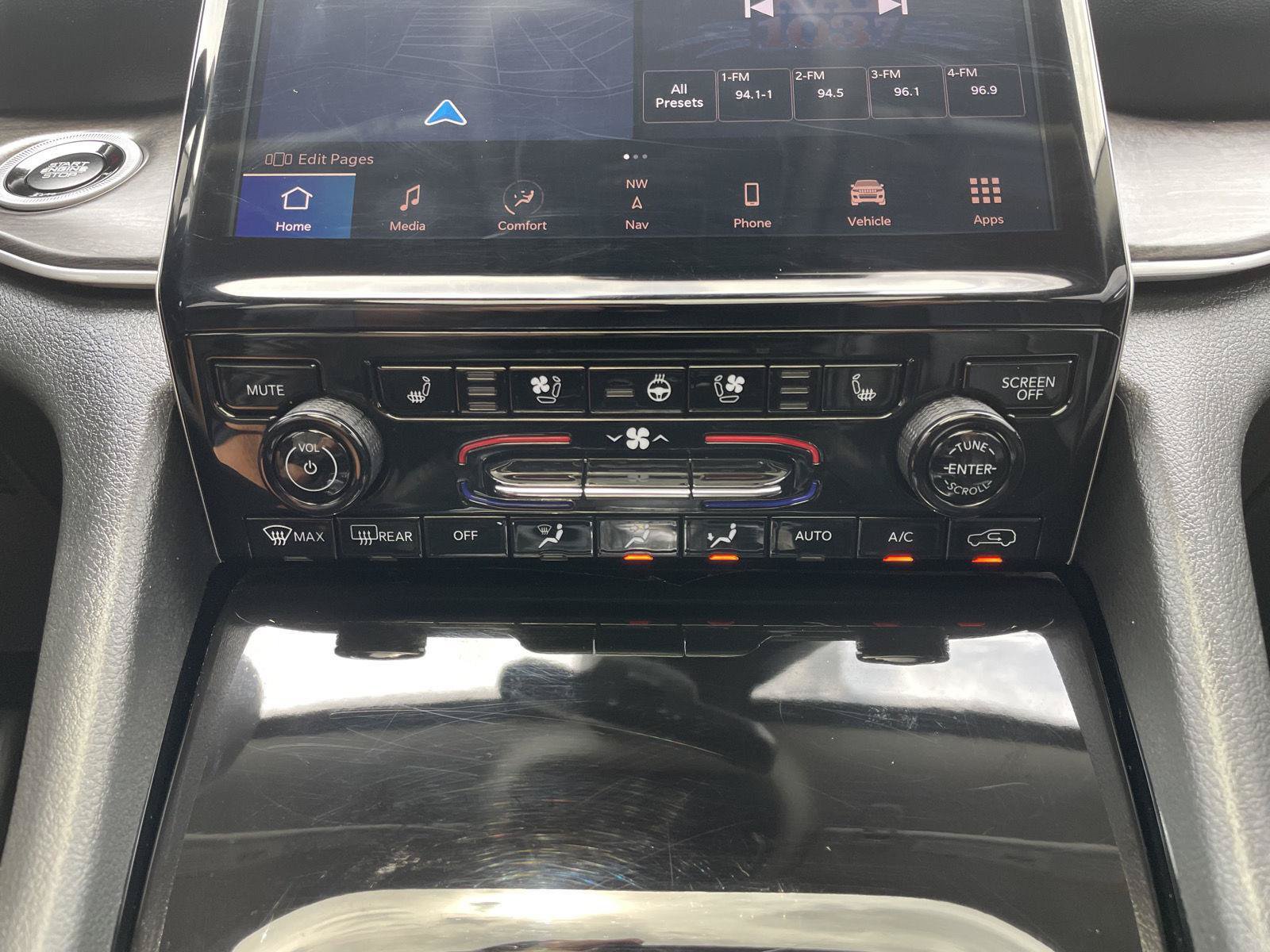 Used 2023 Jeep Grand Cherokee L Limited w/ Luxury Tech Group II AWD/4WD image 30