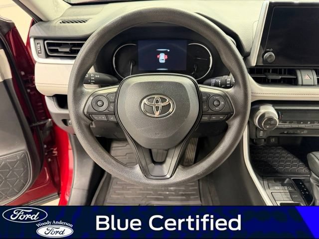 Used 2024 Toyota RAV4 XLE FWD image 10