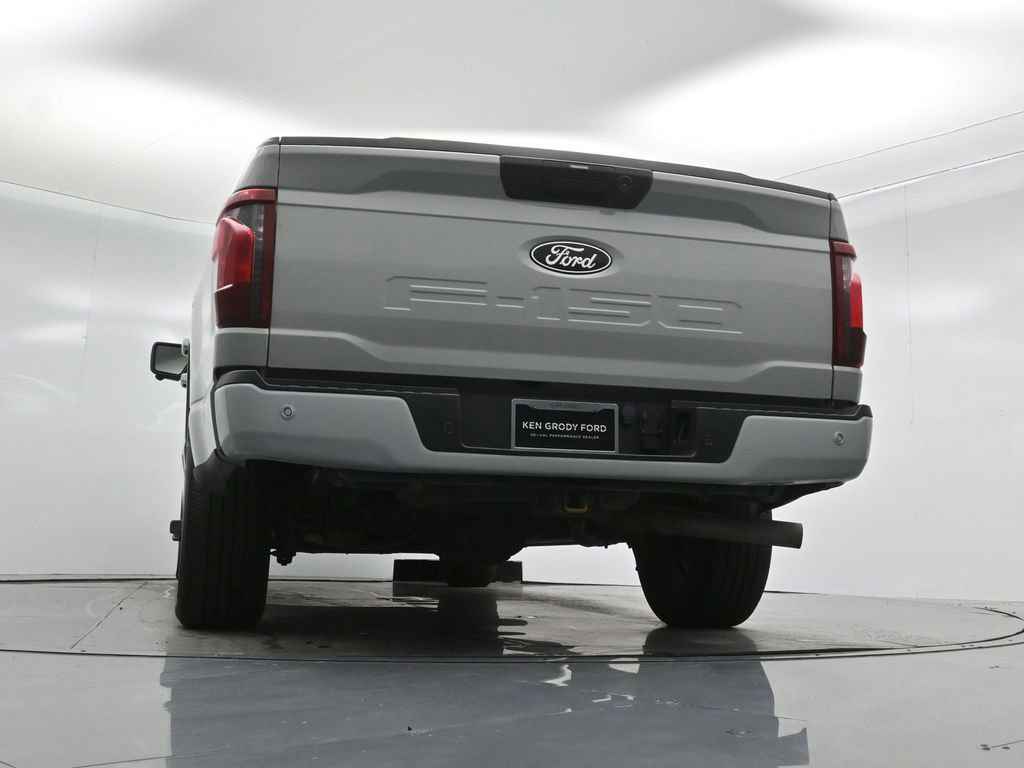 Certified 2024 Ford F150 XLT w/ XLT Black Appearance Package image 15