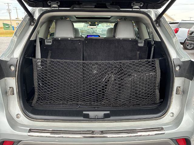 Used 2024 Toyota Highlander Platinum AWD/4WD image 9
