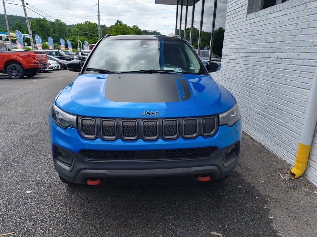 Used 2022 Jeep Compass Trailhawk w/ Trailhawk Elite Group AWD/4WD image 3