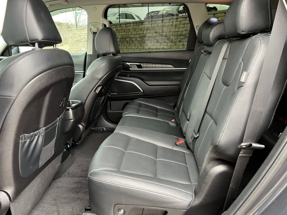 Used 2023 Kia Telluride SX image 10