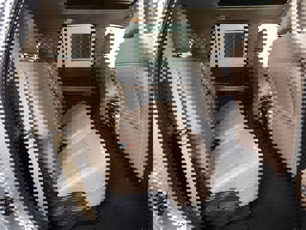 Certified 2024 Ford Expedition Limited image 30