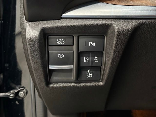 Used 2020 Acura MDX FWD w/ Technology Package image 14