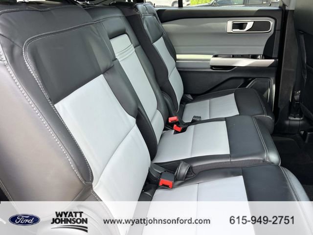 Certified 2023 Ford Explorer XLT w/ Equipment Group 202A AWD/4WD image 23