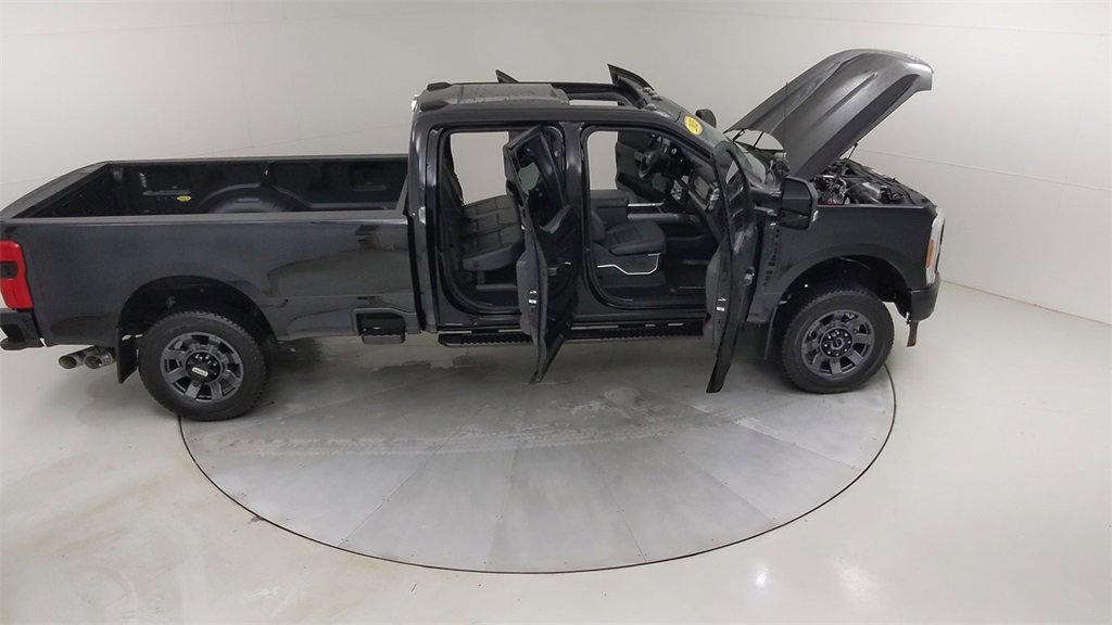 Certified 2023 Ford F250 Lariat w/ Lariat Ultimate Package image 51