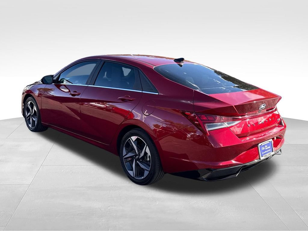 Used 2023 Hyundai Elantra Limited FWD image 6