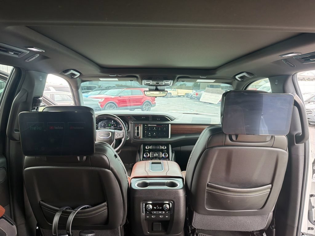 Used 2024 GMC Yukon Denali Ultimate AWD/4WD image 46