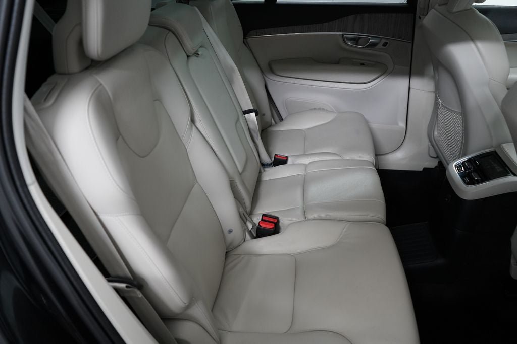 Used 2024 Volvo XC90 T8 Plus AWD/4WD image 30