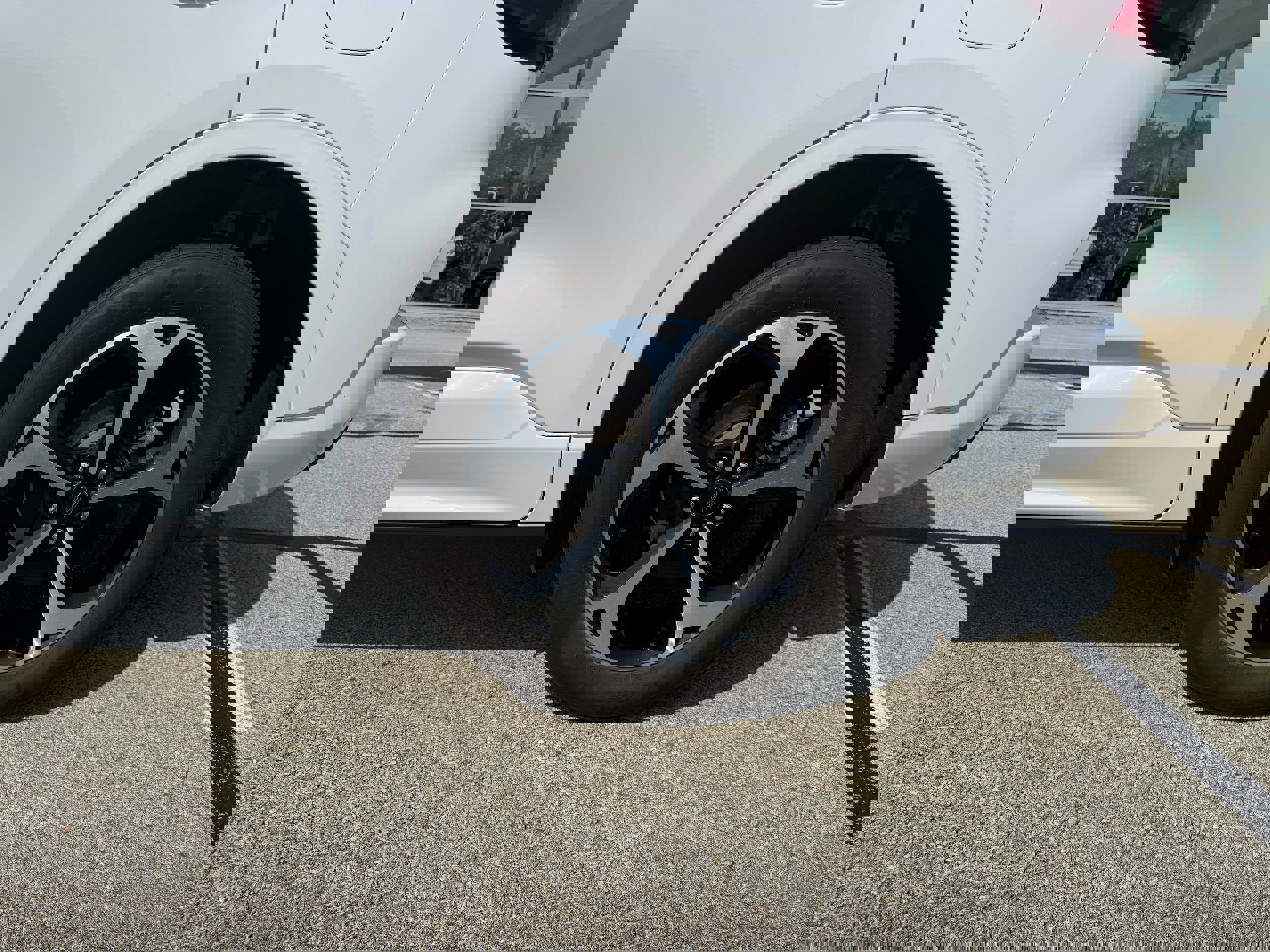 Certified 2023 Ford Escape ST-Line Select w/ Class II Trailer Tow Package image 9