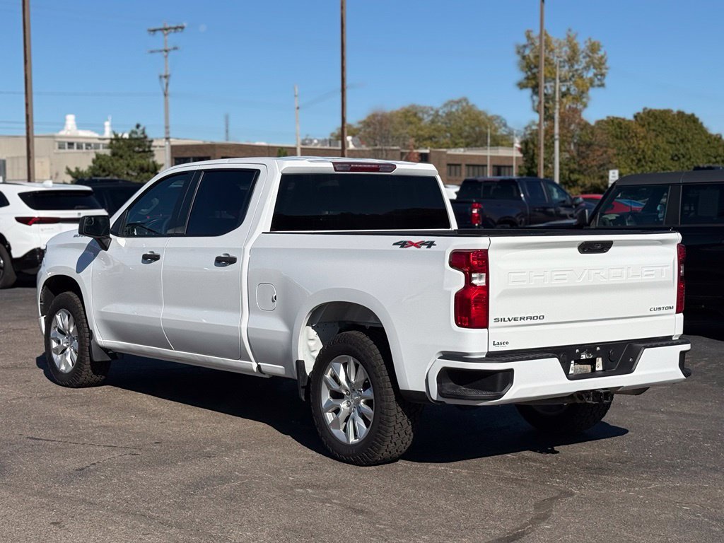 Used 2023 Chevrolet Silverado 1500 Custom AWD/4WD image 29