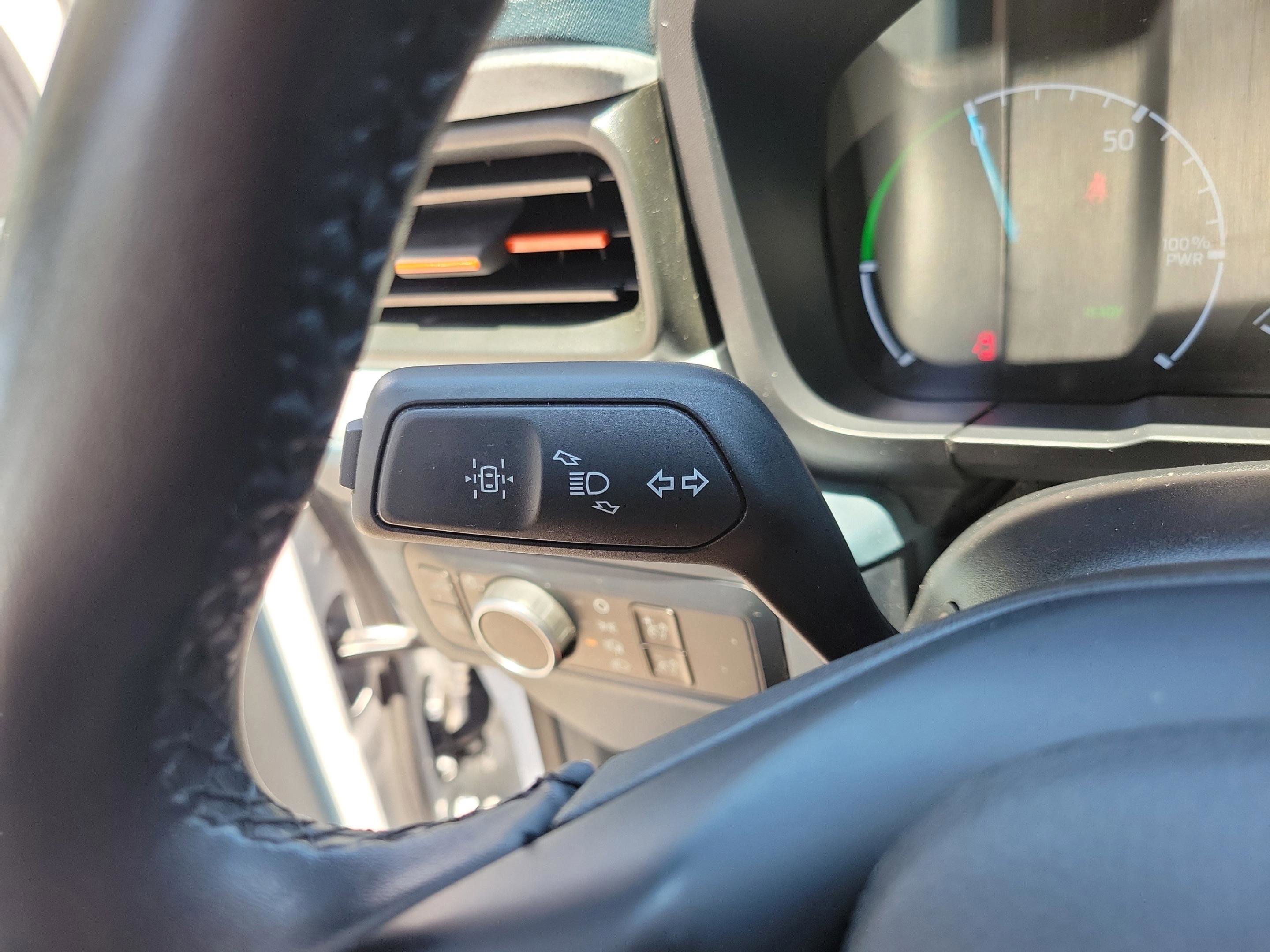 Certified 2024 Ford Maverick XLT w/ XLT Luxury Package FWD image 24