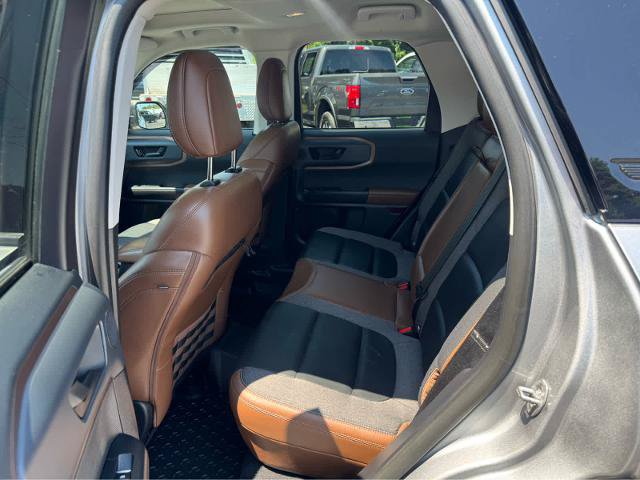 Certified 2023 Ford Bronco Sport Outer Banks w/ Tech Package AWD/4WD image 11