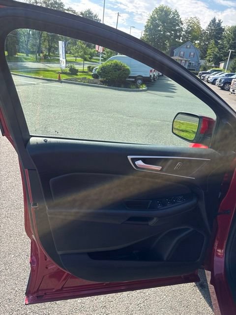 Certified 2024 Ford Edge SEL AWD/4WD image 17