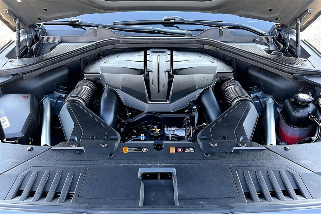 Used 2025 Genesis GV80 3.5T e-SC image 12