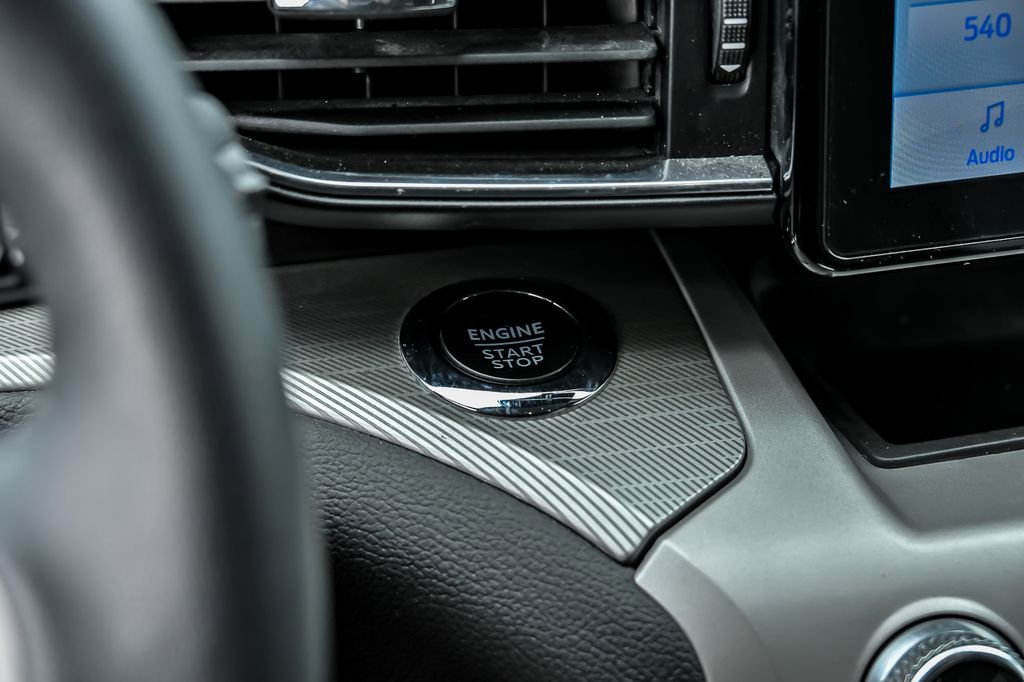 Certified 2024 Ford Explorer XLT w/ Equipment Group 202A AWD/4WD image 21