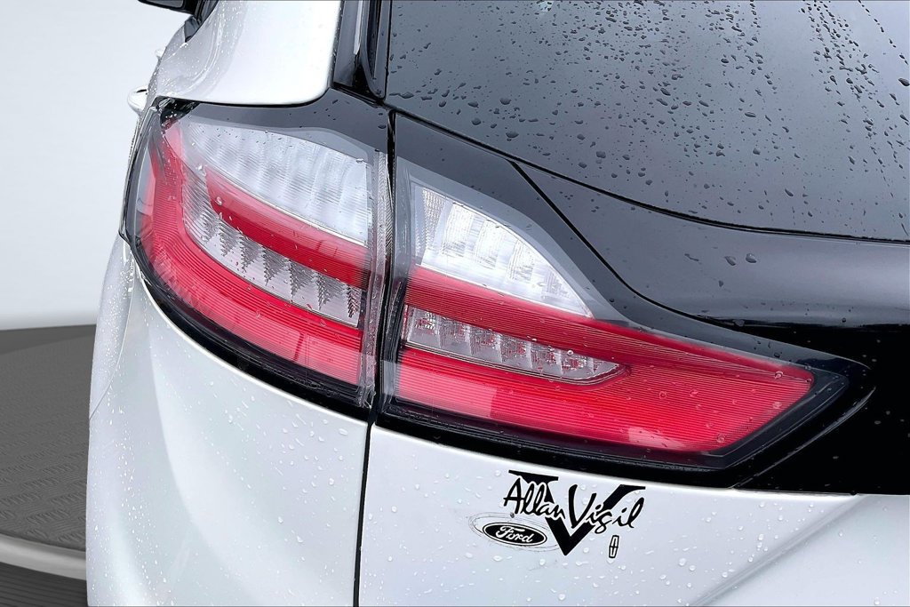 Certified 2022 Ford Edge ST-Line AWD/4WD image 24