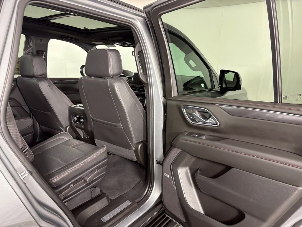 Used 2024 Chevrolet Tahoe RST w/ Luxury Package image 38